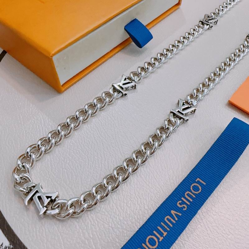 LV Necklace 05yxh52 (6)