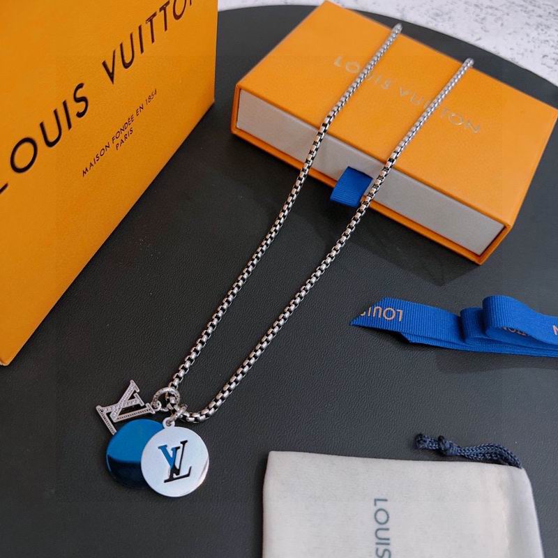 LV Necklace 05yxh58 (1)