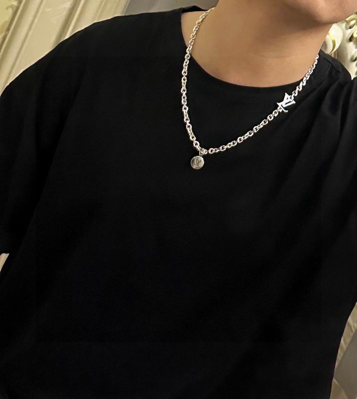LV Necklace 05yxh59 (5)