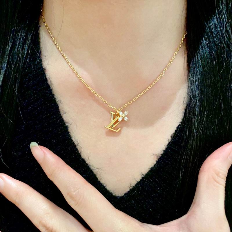LV Necklace 05yxh65 (4)