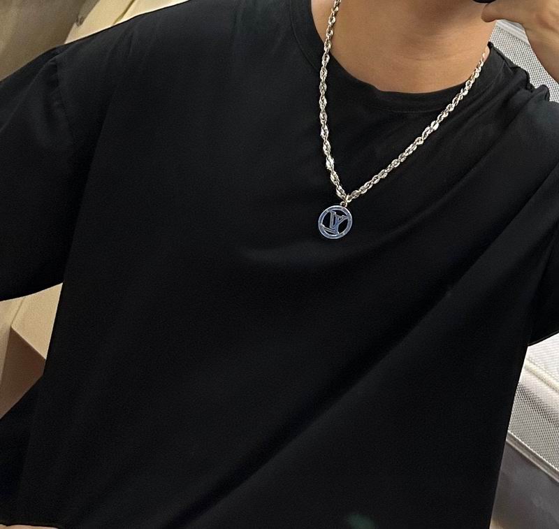 LV Necklace 05yxh69 (4)