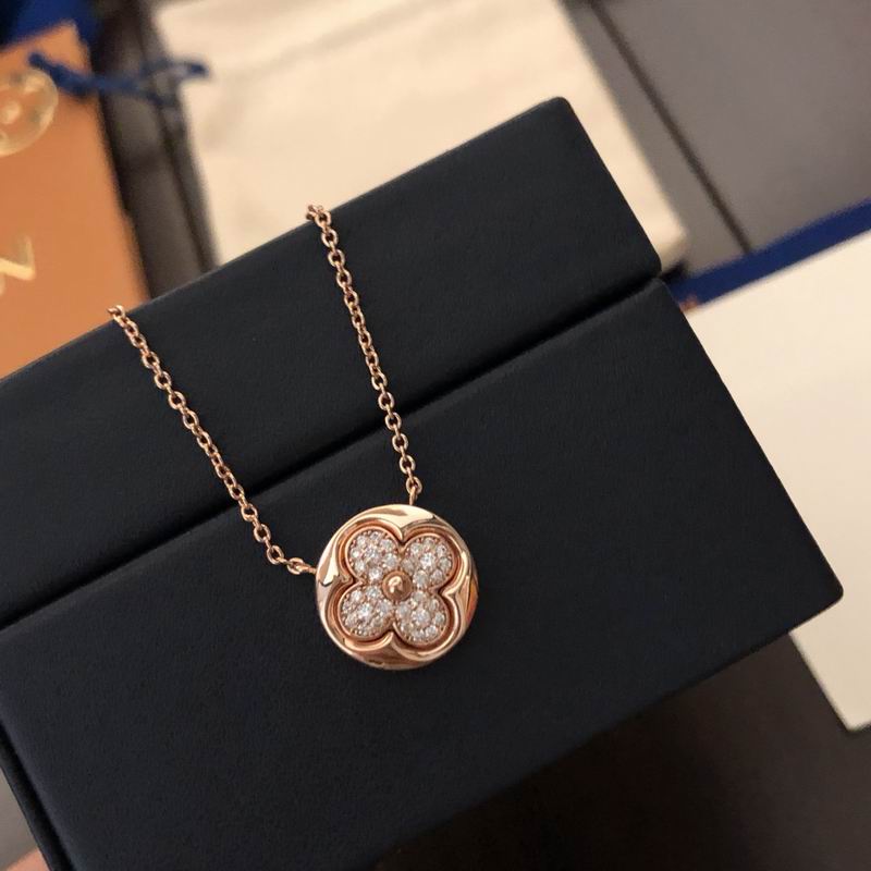 LV Necklace 05yxh77 (8)