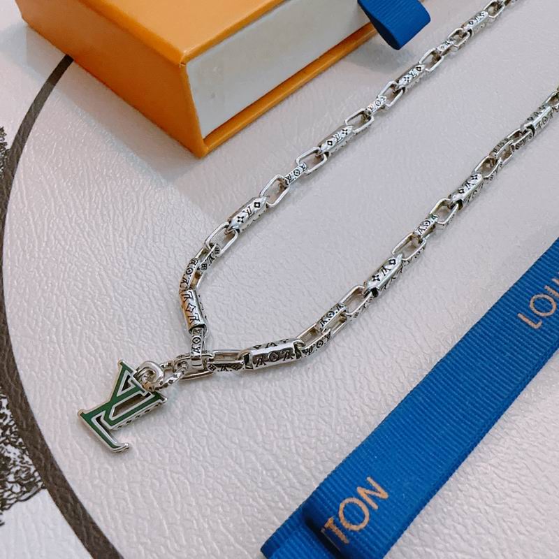 LV Necklace 05yxh85 (6)