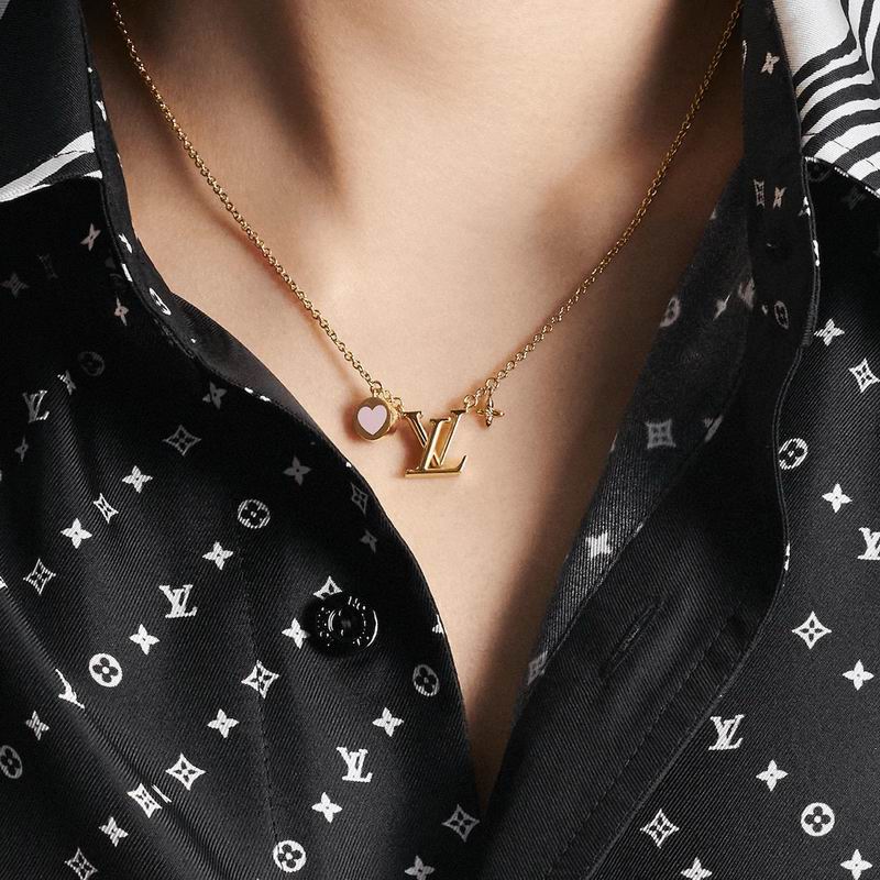 LV Necklace 05yxh87 (4)