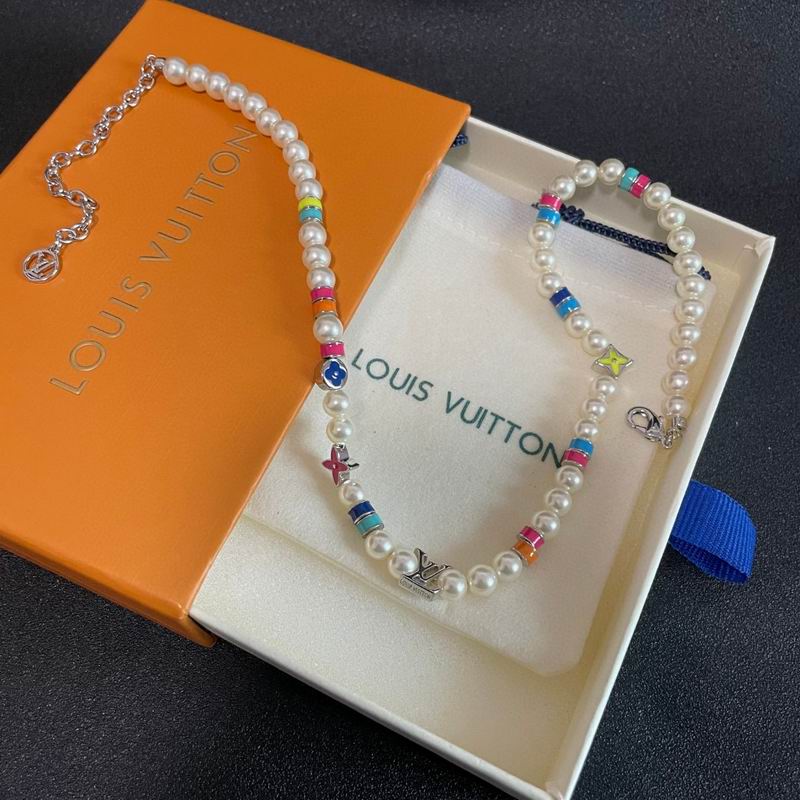 LV Necklace 05yxh89 (6)
