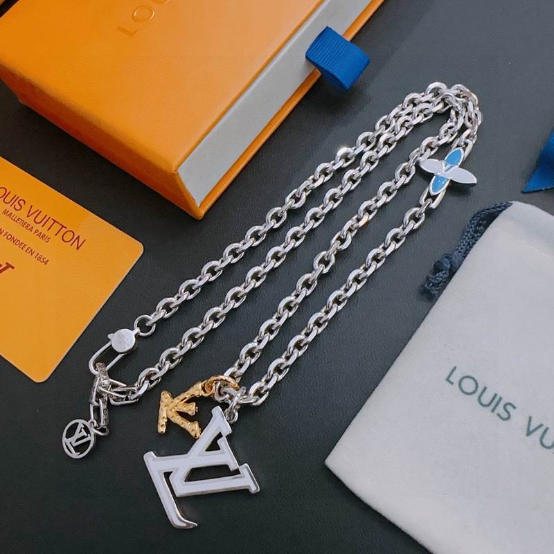 LV Necklace 05yxh97 (1)