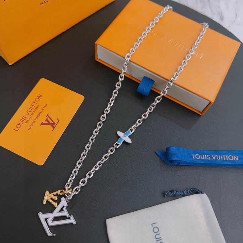 LV Necklace 05yxh97 (2)