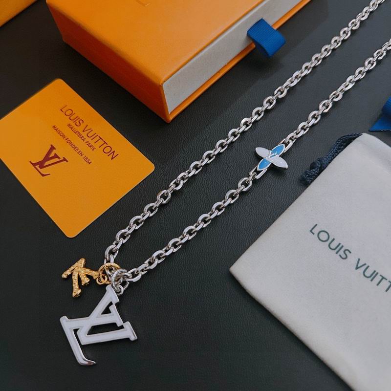 LV Necklace 05yxh97 (4)
