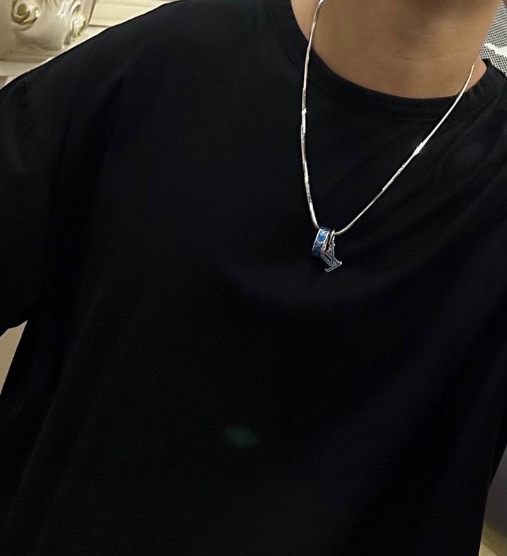 LV Necklace 06yxh13 (5)