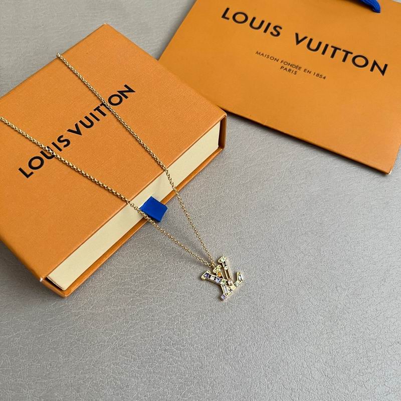 LV Necklace 07yxh02 (1)