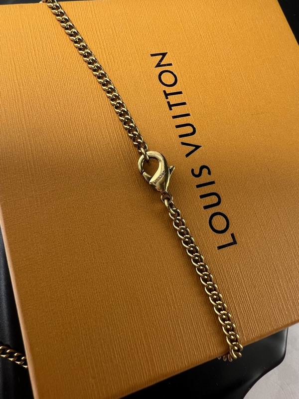 LV Necklace 07yxh08 (4)