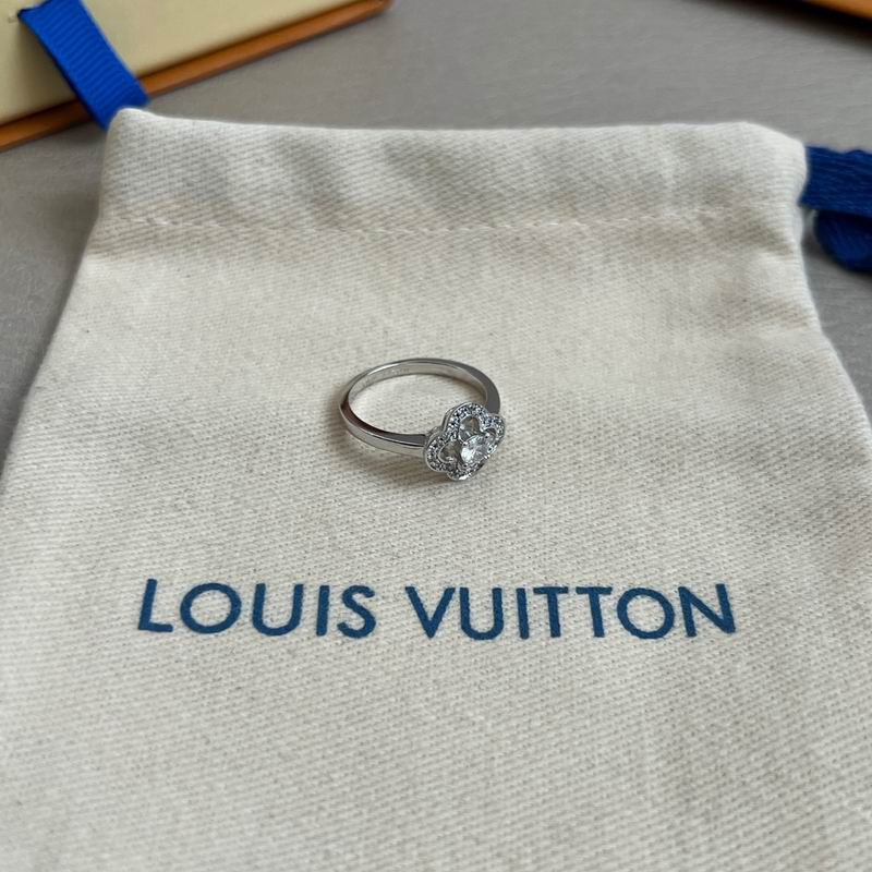 LV Ring 04yxh10 (3)