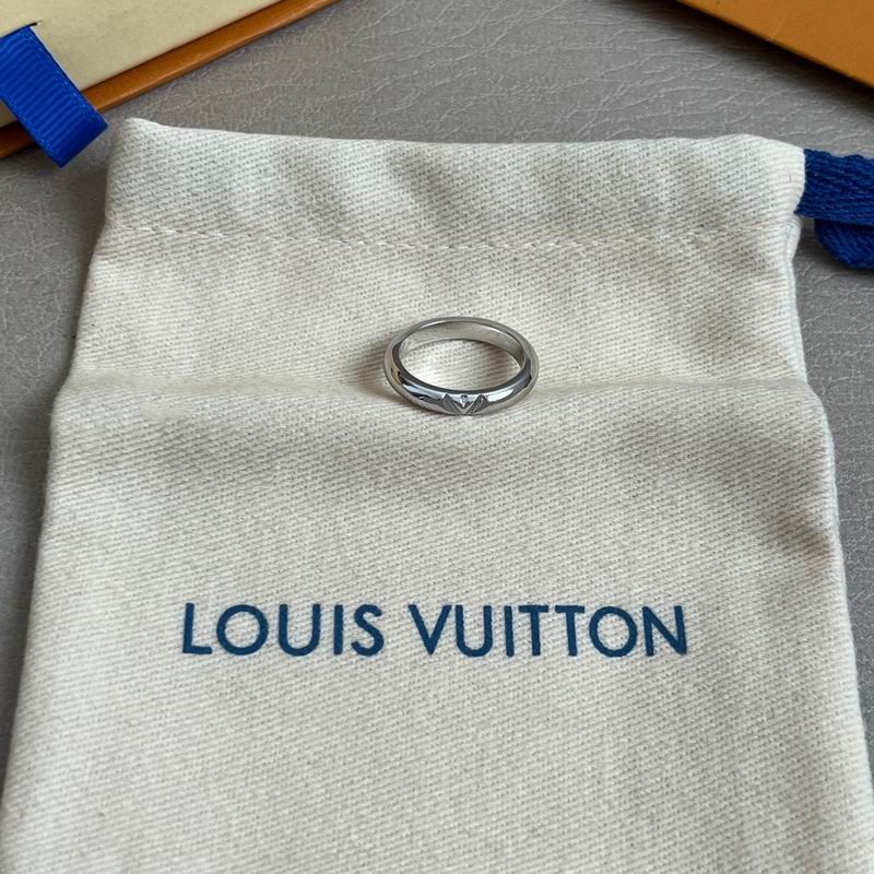 LV Ring 04yxh11 (2)