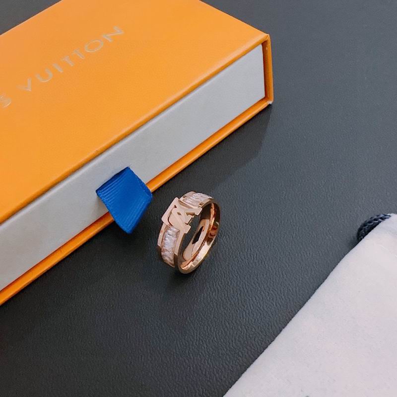 LV Ring 04yxh18 (2)