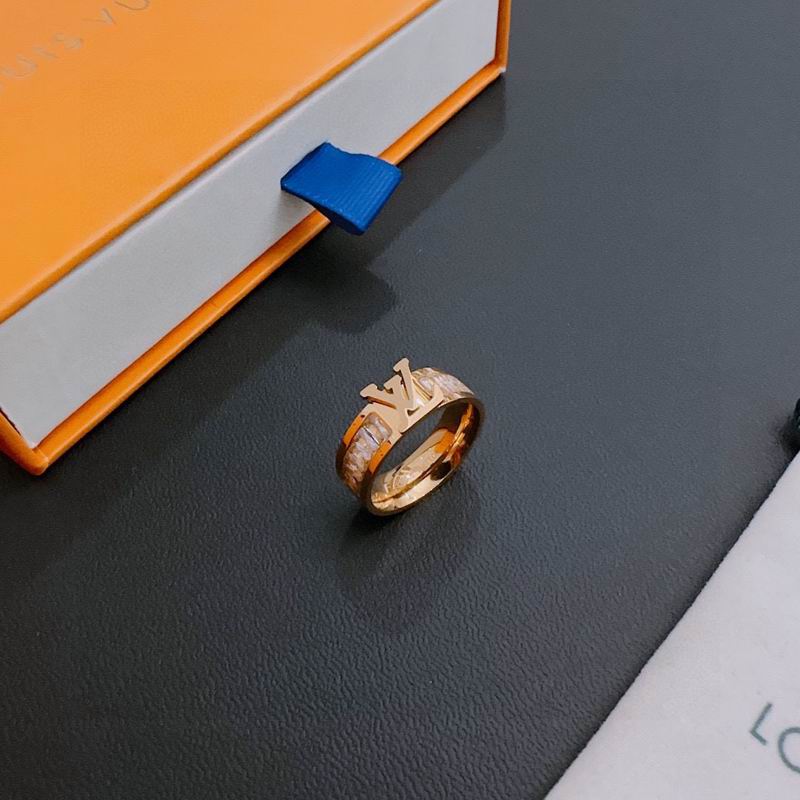 LV Ring 04yxh18 (3)