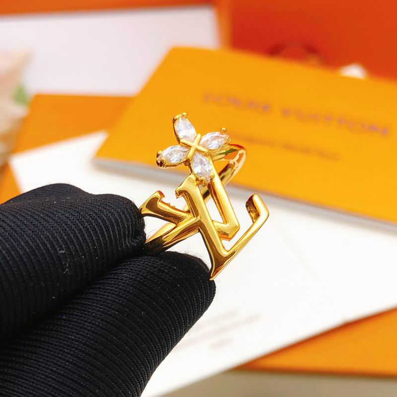 LV Ring 04yxh26 (5)