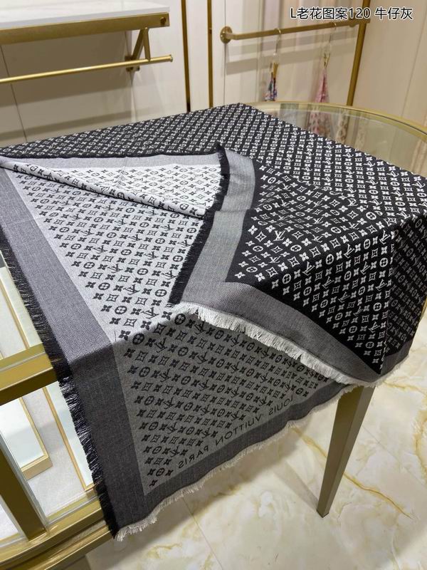 LV Scarf 120X120cm 50%羊毛50%真丝 E26 (5)