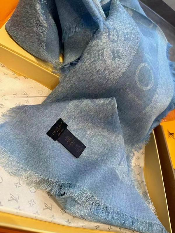LV Scarf 140X140cm 70%羊绒30%真丝 E26 (4)