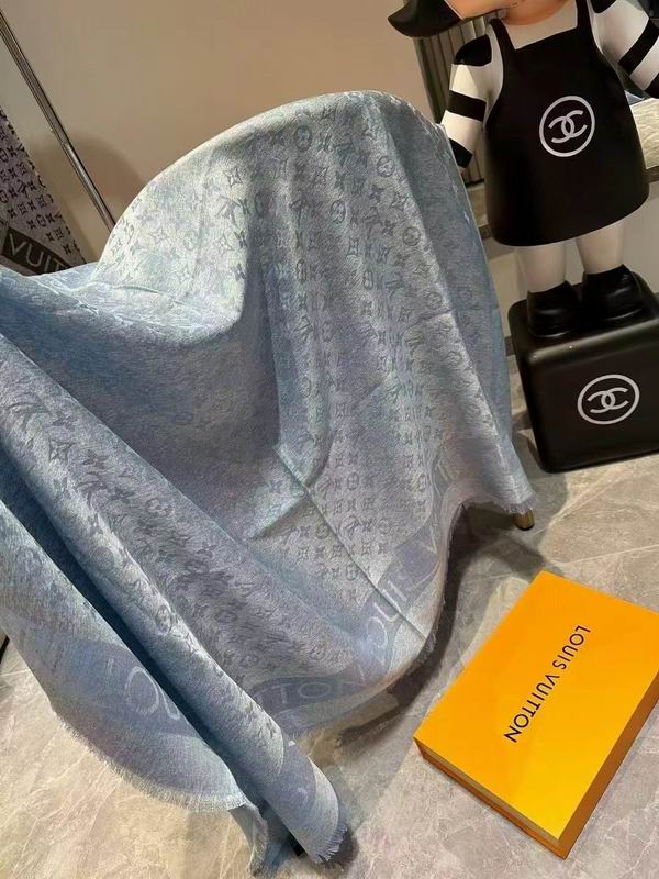 LV Scarf 140X140cm 70%羊绒30%真丝 E26 (6)