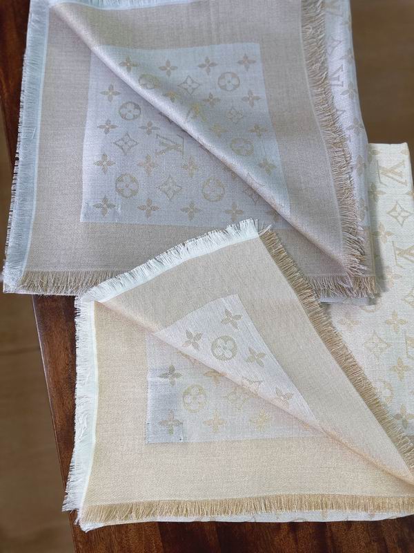 LV Scarf 140X140cm E28 (1)