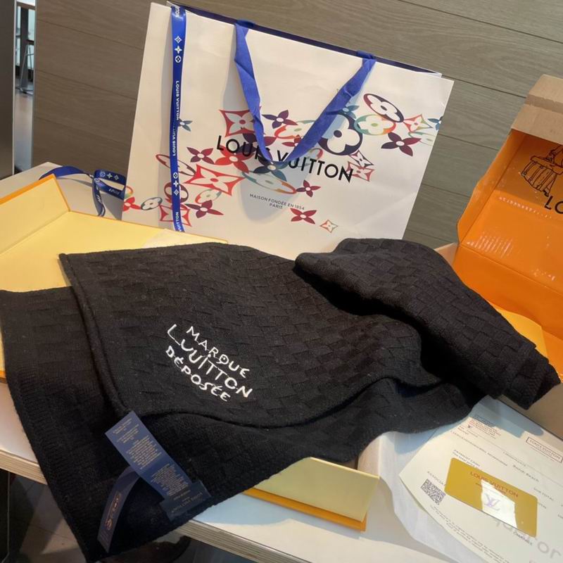 LV Scarf 29X178cm E (10)