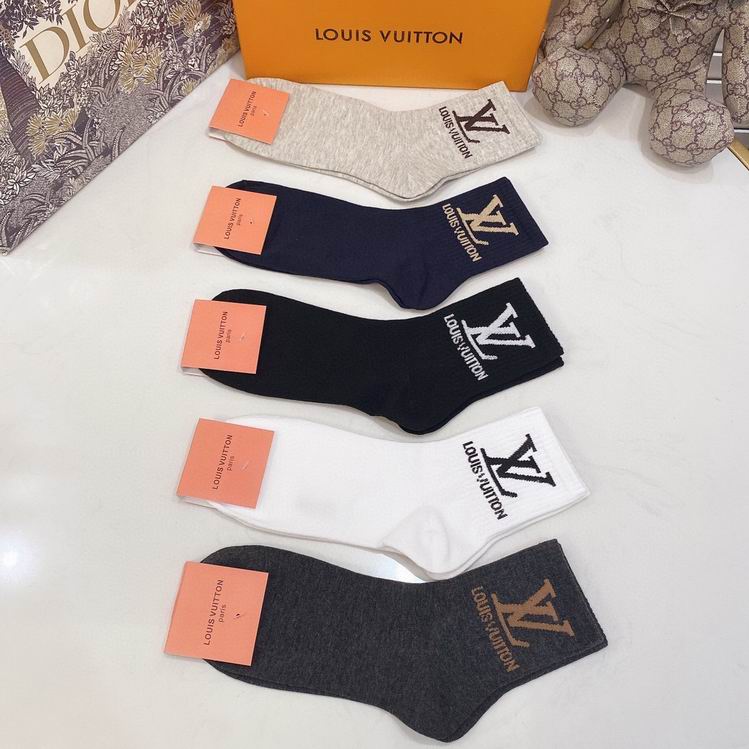 LV Socks (2)