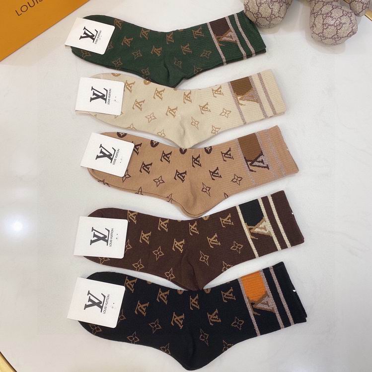 LV Socks (2)