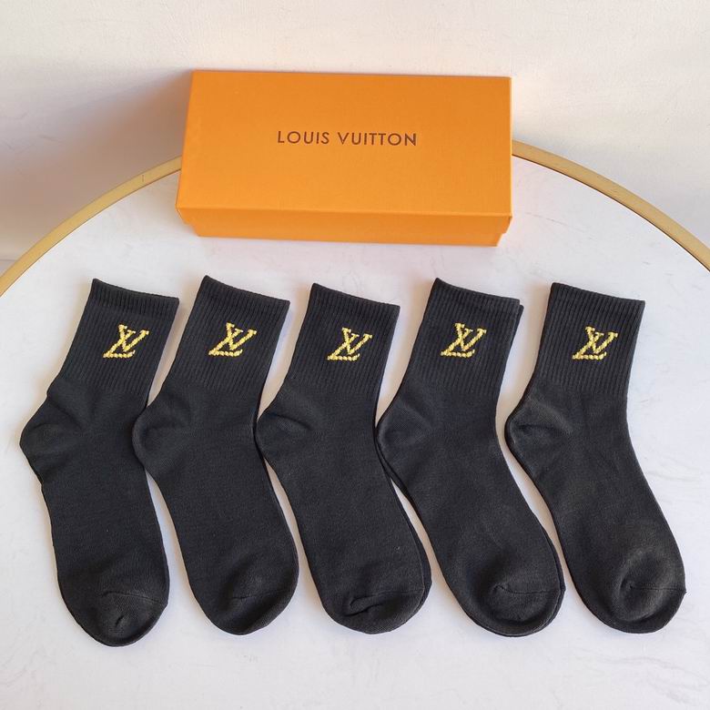 LV Socks (4)