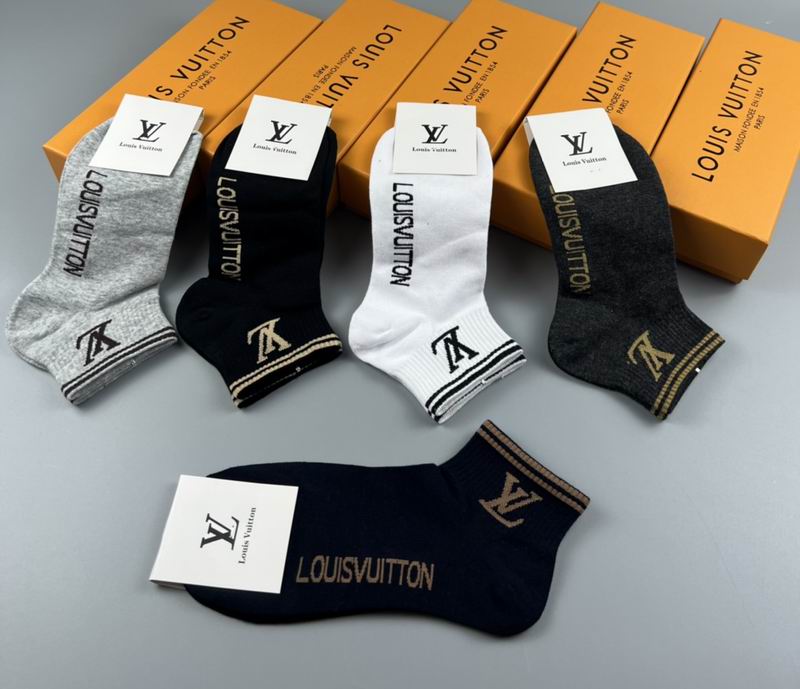 LV Socks (5)