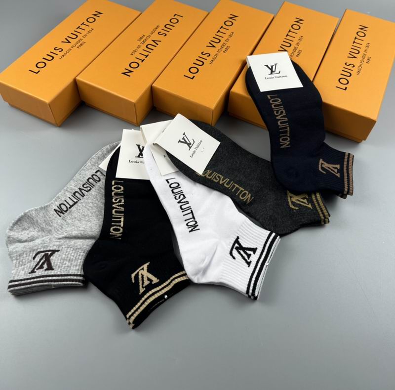 LV Socks (7)