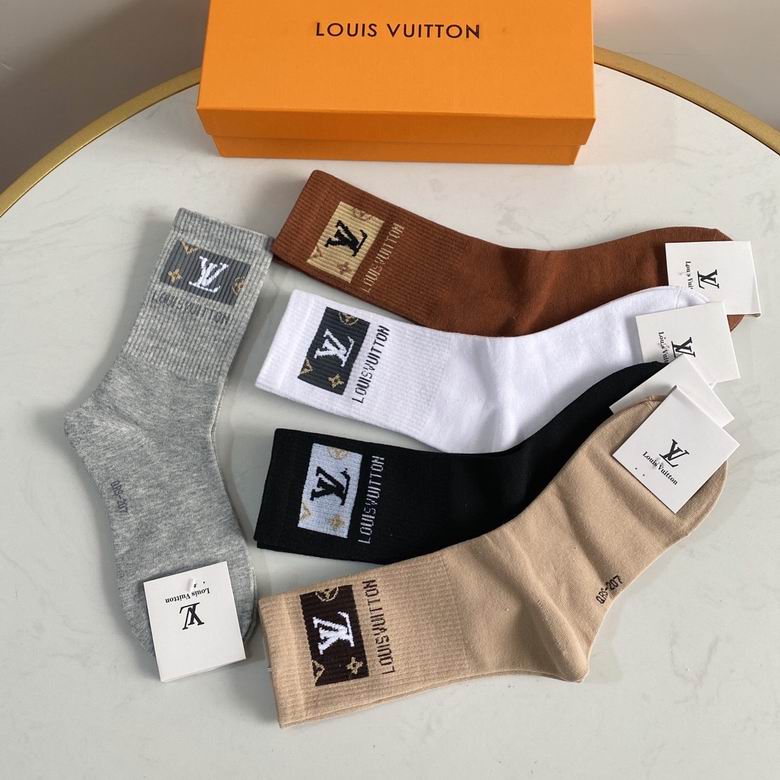 LV Socks (8)