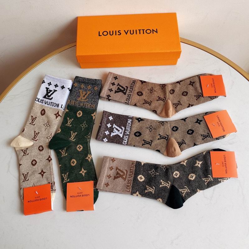 LV Socks (8)