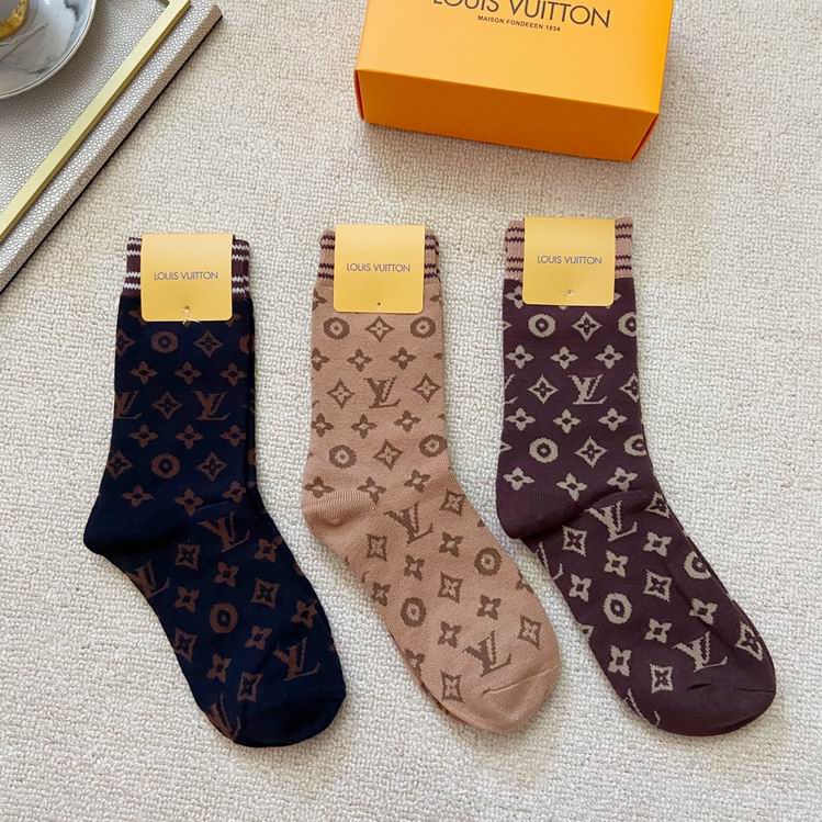 LV Socks  (1)