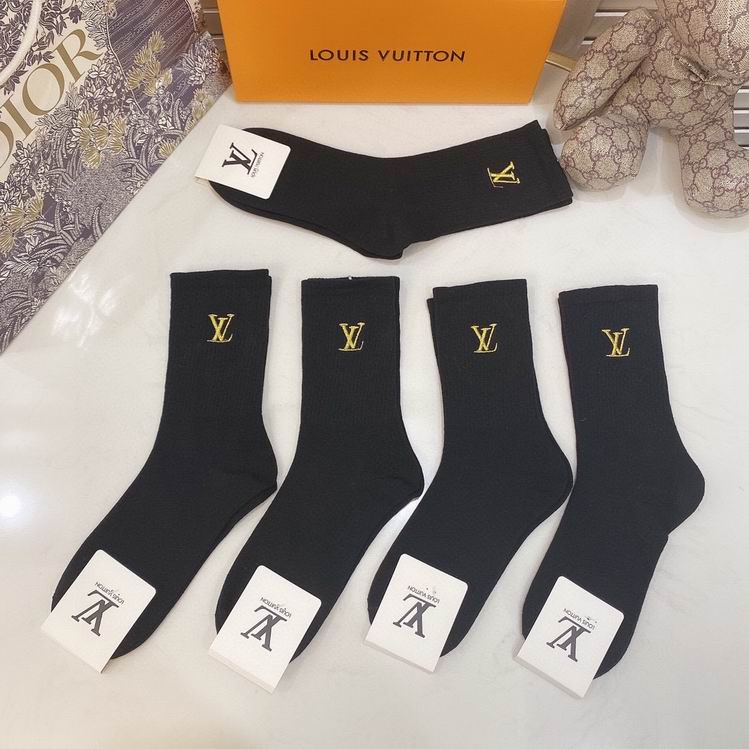 LV Socks  (2)