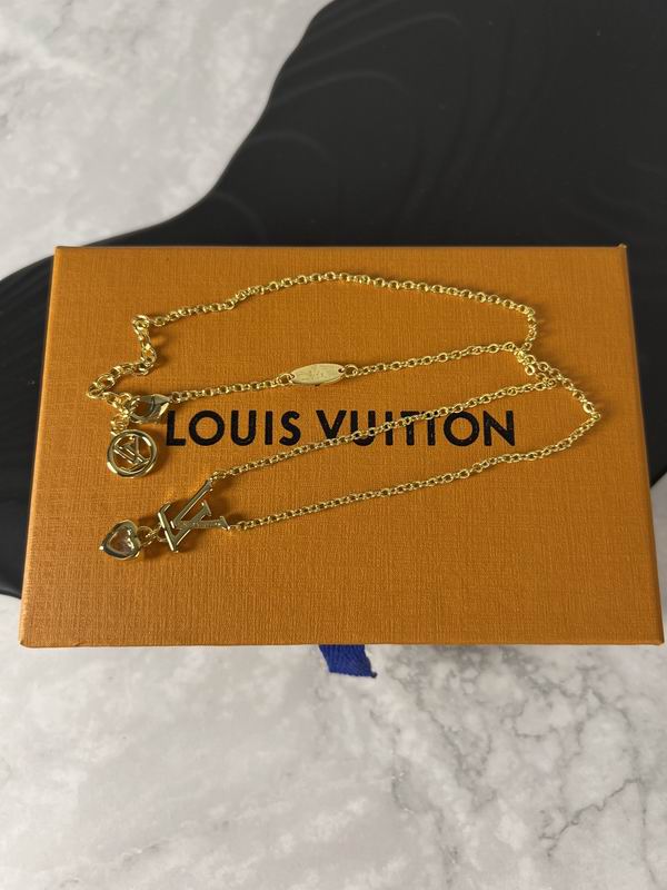 LV Suits 04yxh08 (7)