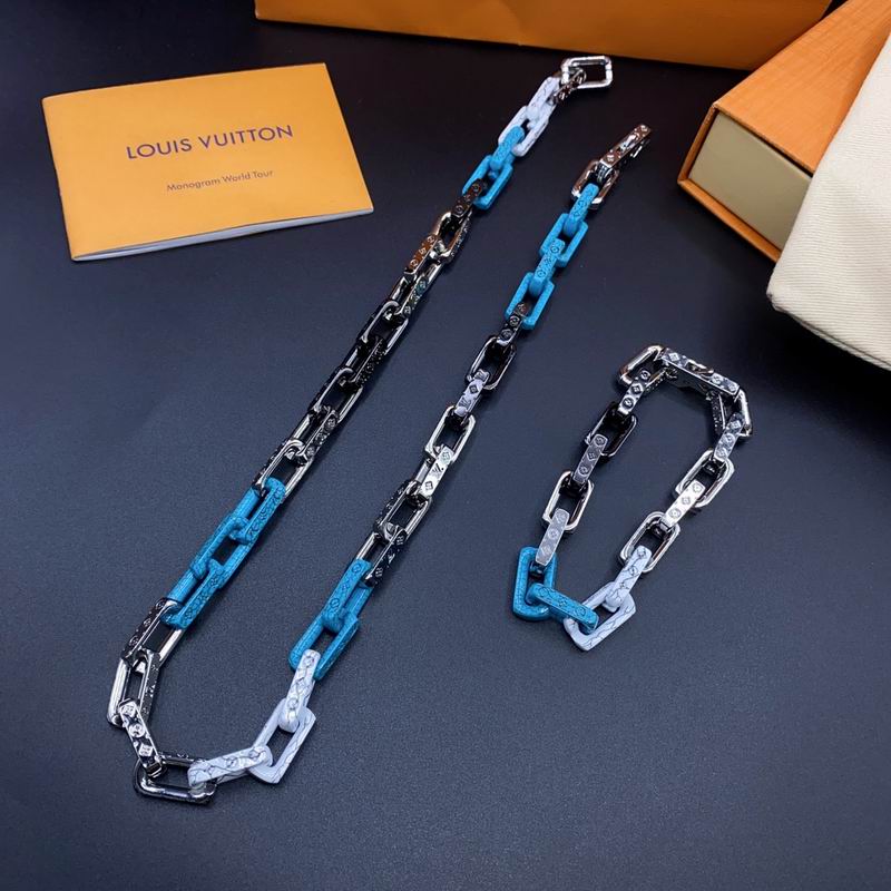 LV Suits 05yxh04 (1)