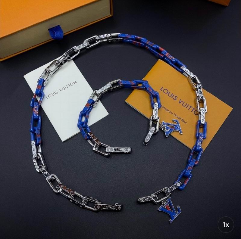 LV Suits 05yxh04 (10)