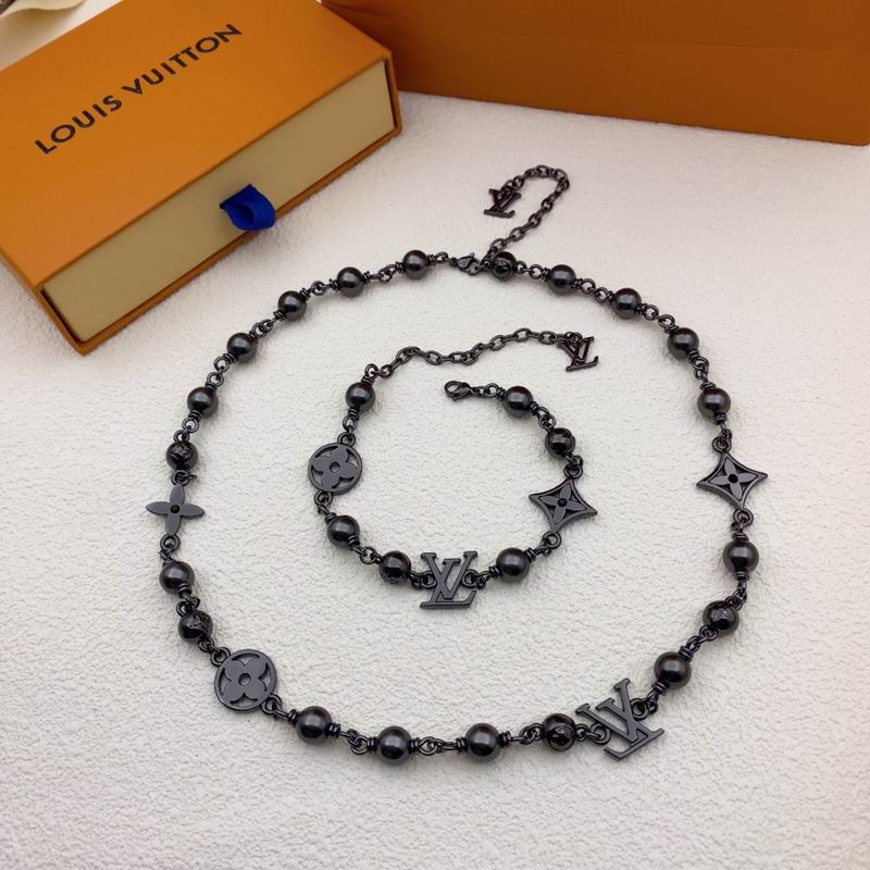 LV Suits 05yxh05 (5)