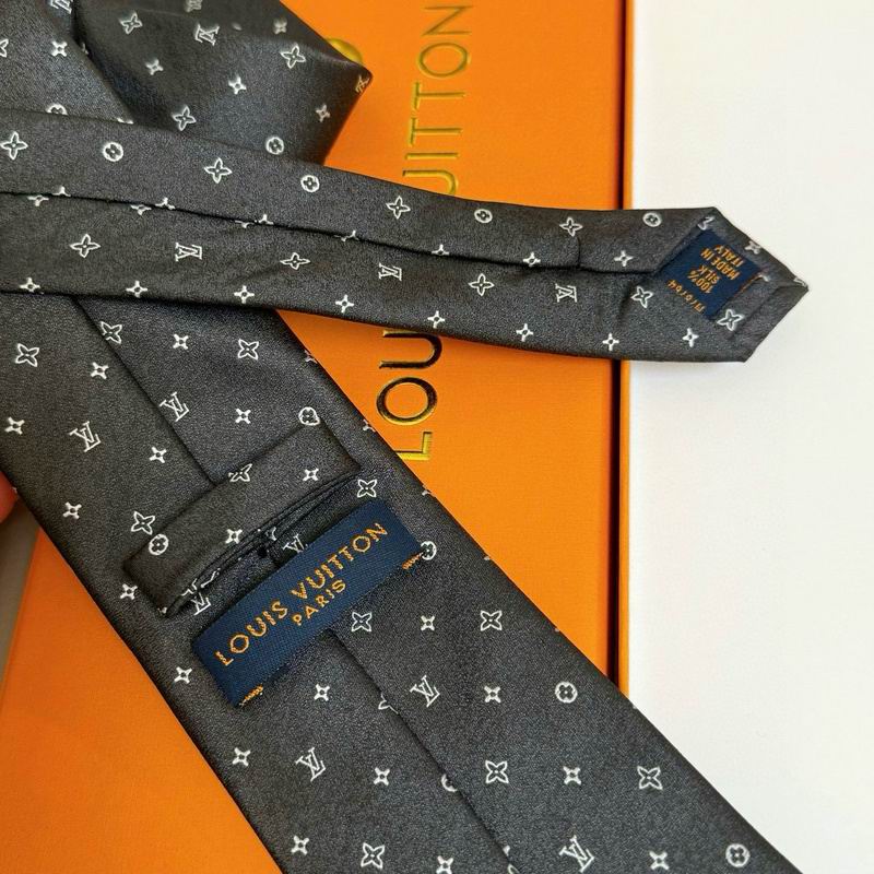 LV Tie hm (104)