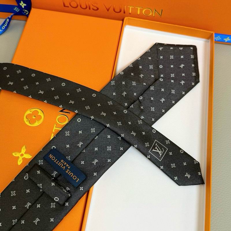 LV Tie hm (105)