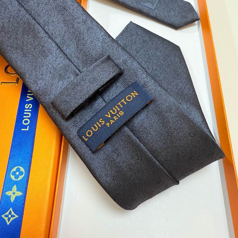 LV Tie hm (113)