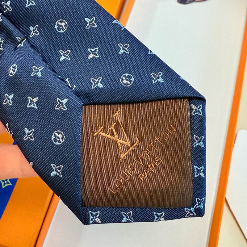 LV Tie hm (139)