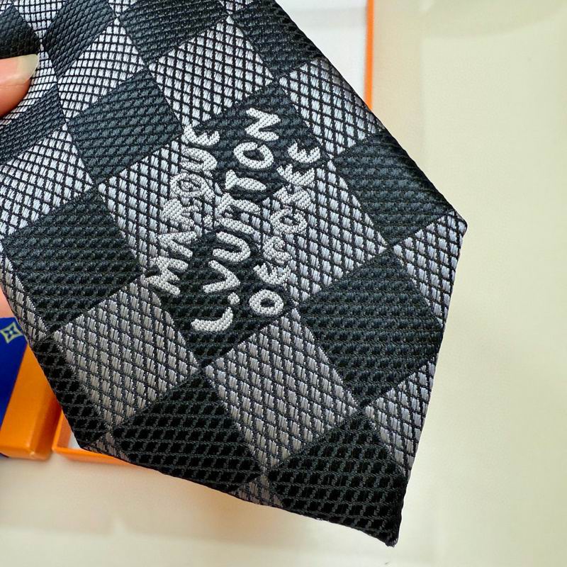 LV Tie hm (18)