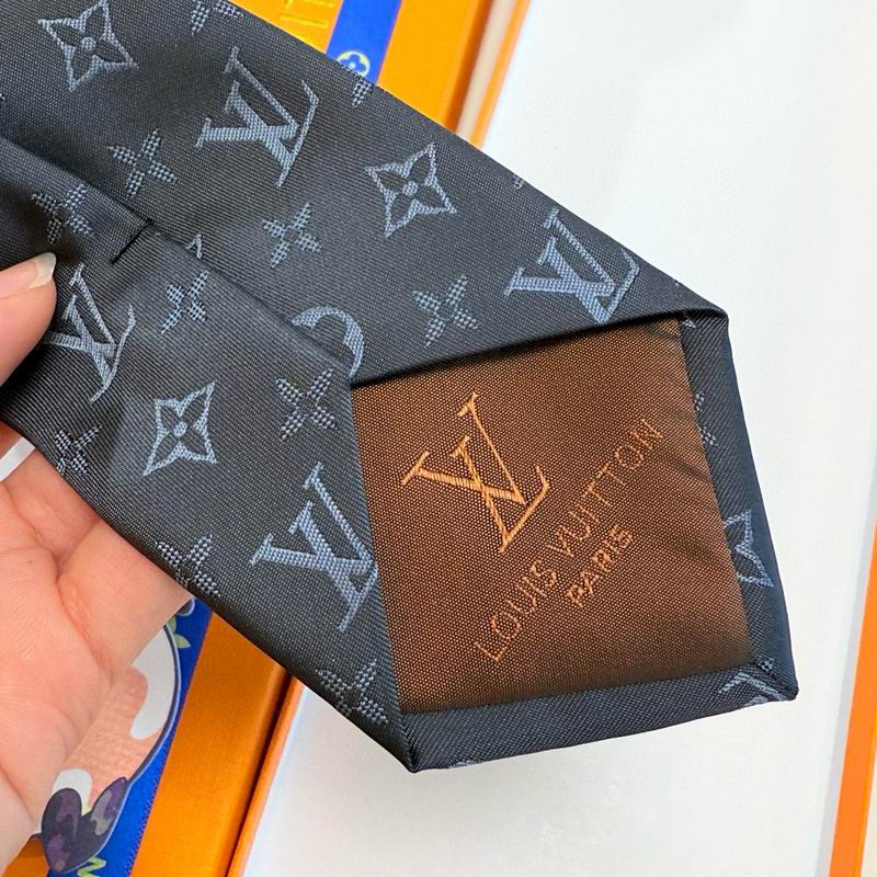 LV Tie hm (284)