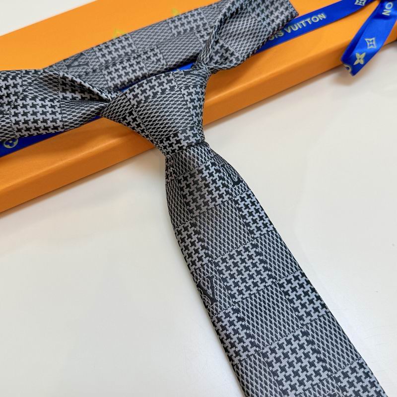 LV Tie hm (70)