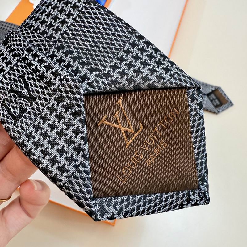 LV Tie hm (72)