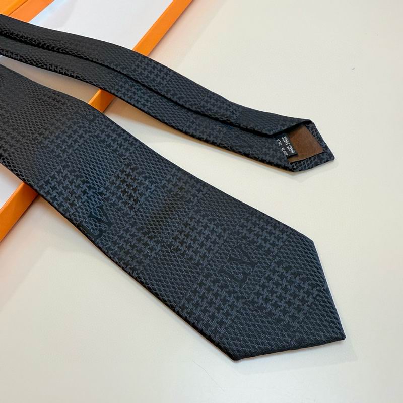 LV Tie hm (82)