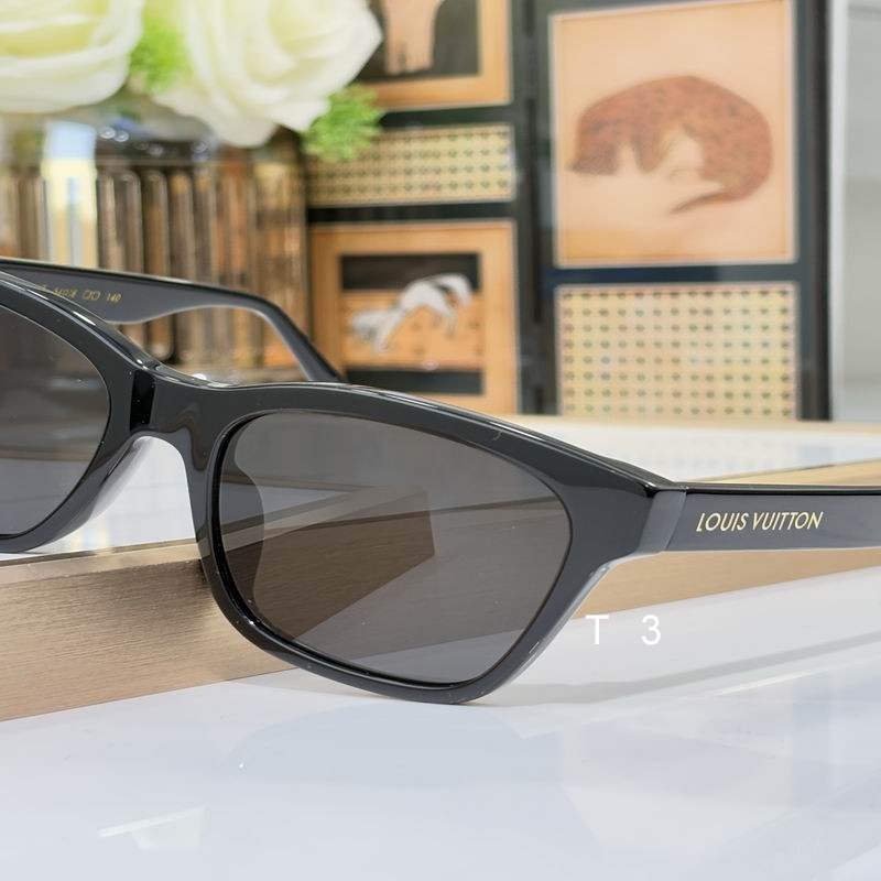 LV Z2545U 54 18-140 C06