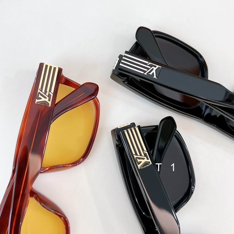 LV Z2910U 56 18-145 a08