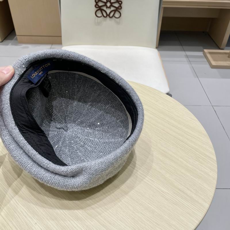 LV beret (103)